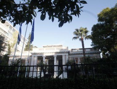 «Ζυμώσεις» στο Μαξίμου για πειραματική... έξοδο στις αγορές